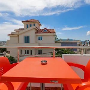 Vila Aurora Pensionat Ksamil
