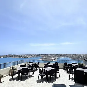 Ξενοδοχείο Grand Harbour, Βαλέτα